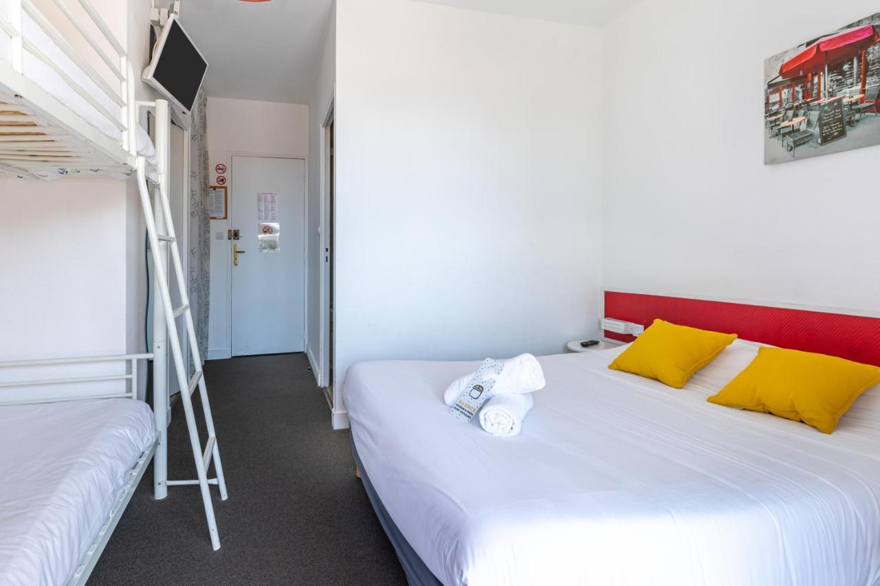 Hotel Les Vieux Acacias Queyrac Buitenkant foto