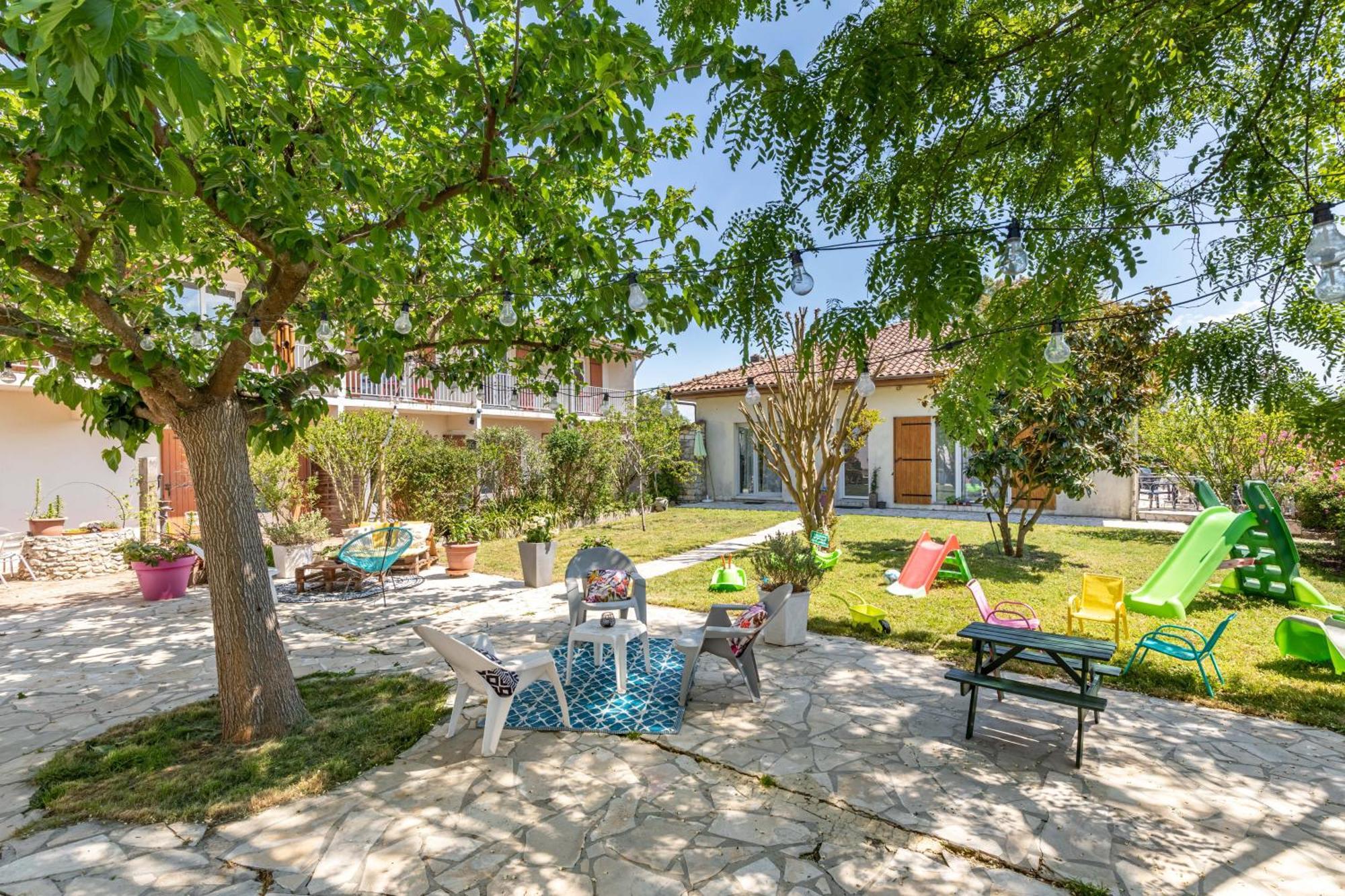 Hotel Les Vieux Acacias Queyrac Buitenkant foto